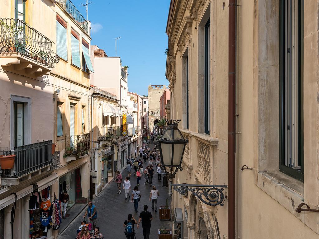 Varo Apartment Taormina Exterior photo